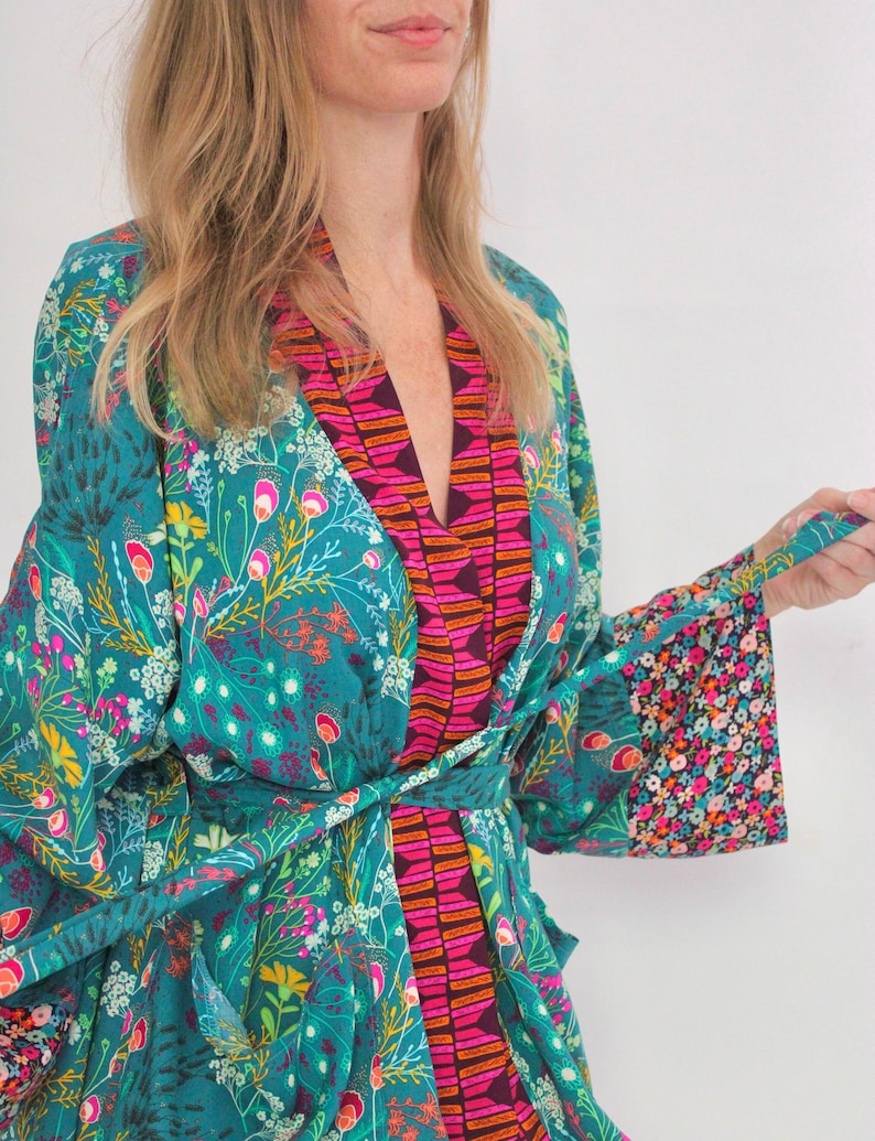 Pretty Housecoat/Robe in Siren Song image 1