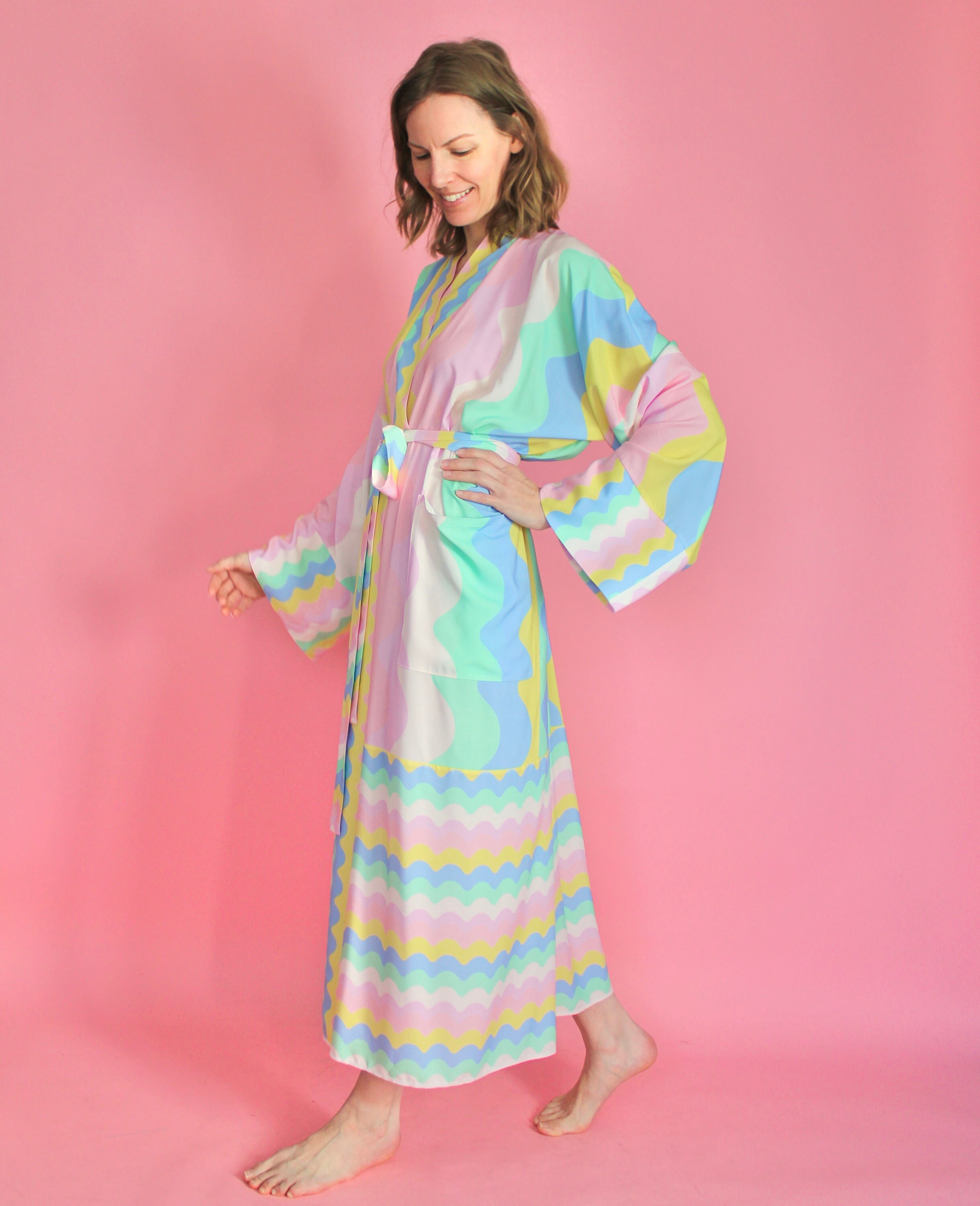 Kimono Robe, Pretty Housecoat, Custom Lengths in Vintage Beach