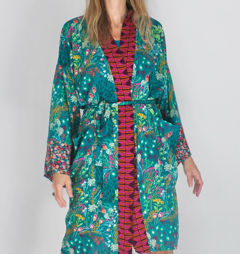 Pretty Housecoat/Robe in Siren Song image 9