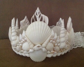 Pacific Queen Shell Crown