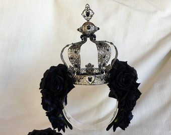 Nera, Baroque Flower Crown with matching Haircomb and Earrings