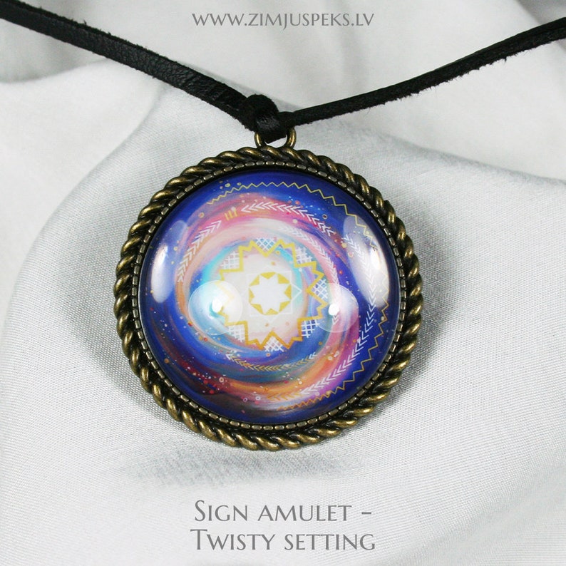 Baltic sign cabochon amulet, Stream of divine power image 3