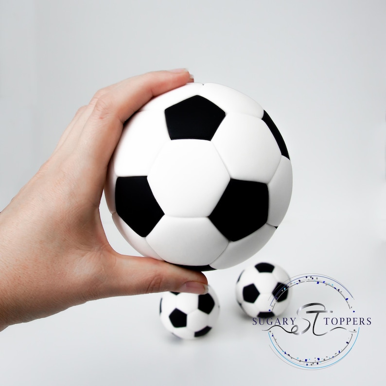 10.5 cm not stitched football ball