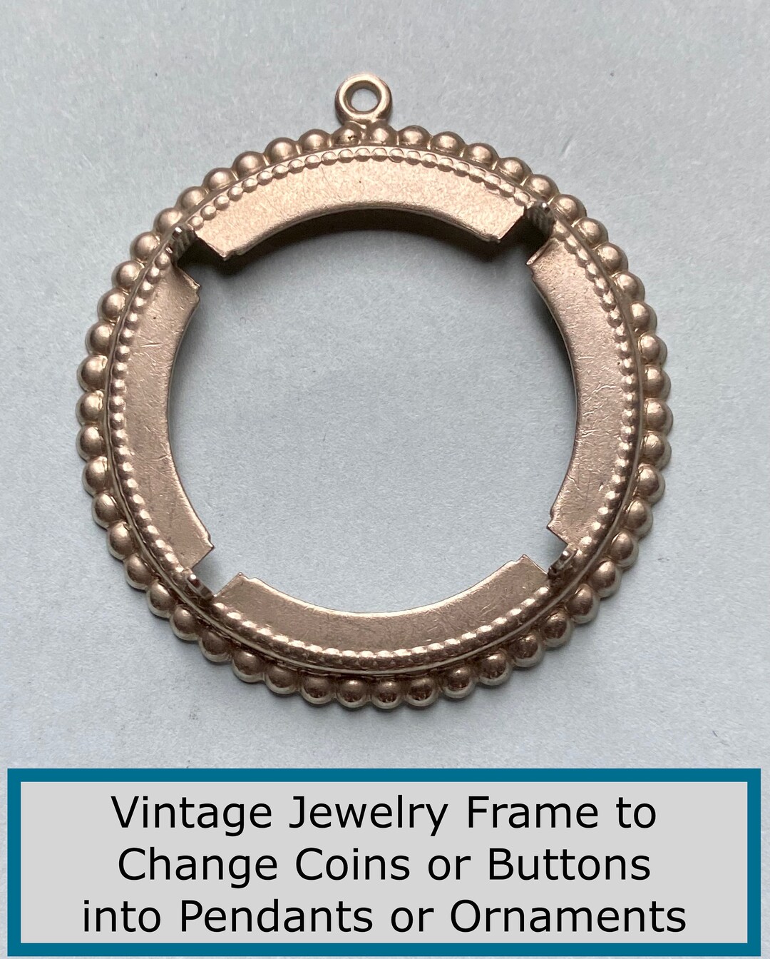 20th Century Vintage Coin or Button Pendant Holder NBS Medium Button or