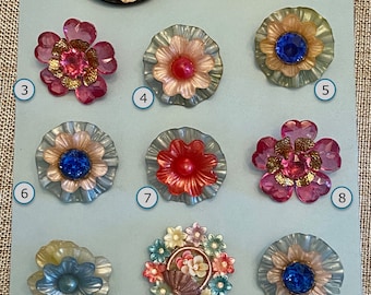 CHOICE of ONE Plastic Flower Button Mid-20th Century Vintage NBS Medium & Large Handmade