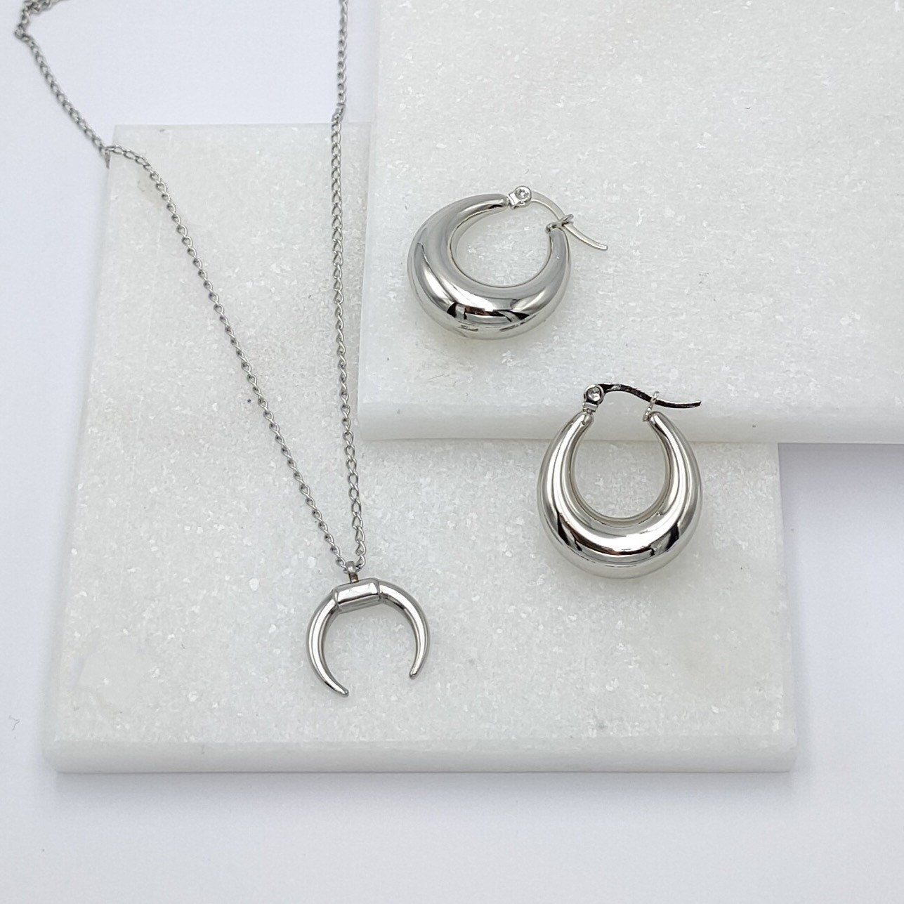 Femmes Collier Croissant De Lune En Couleur Argent | Collier Délicat