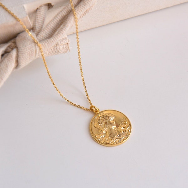 Collier gold filled pendentif médaillon, collier or minimaliste, collier médaillon, collier disque, collier charme