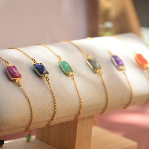 Natural stone bracelet, delicate bracelet for women, gemstone, semi-precious stone jewelry, lapis lazuli, amethyst, labradorite, chakra