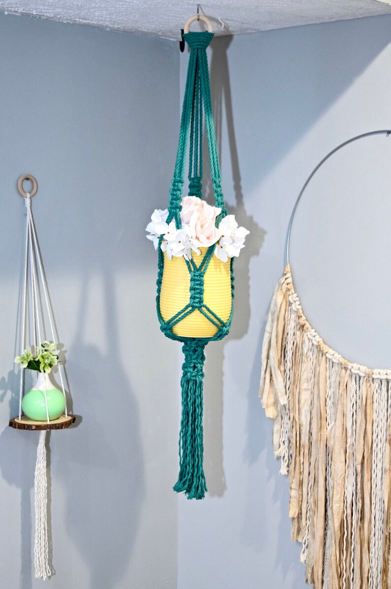 Macrame Plant Hanger in Sea Green