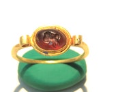 Ancient greek gold rings with garnet stone carving rare good conditions circa 2nd century