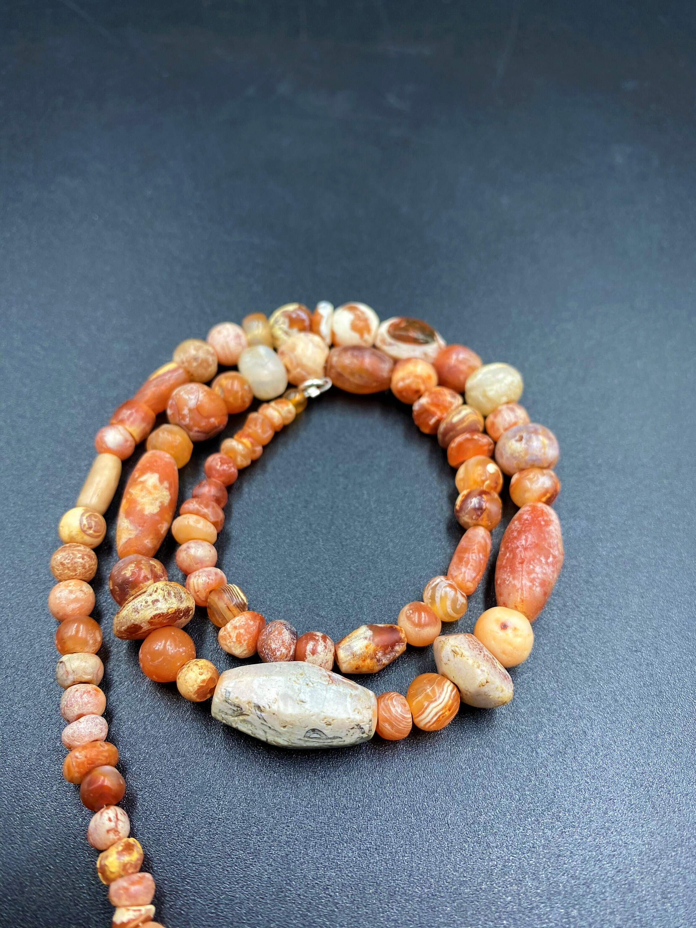 Ancient Carnelian 蝋引き紐 ネックレス 【公式通販】