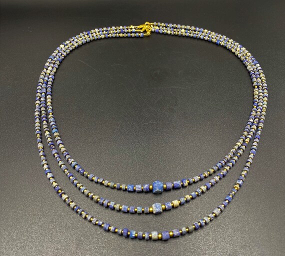 Beautiful Lapislazuli Necklace from Afghanistan - 10 Strings
