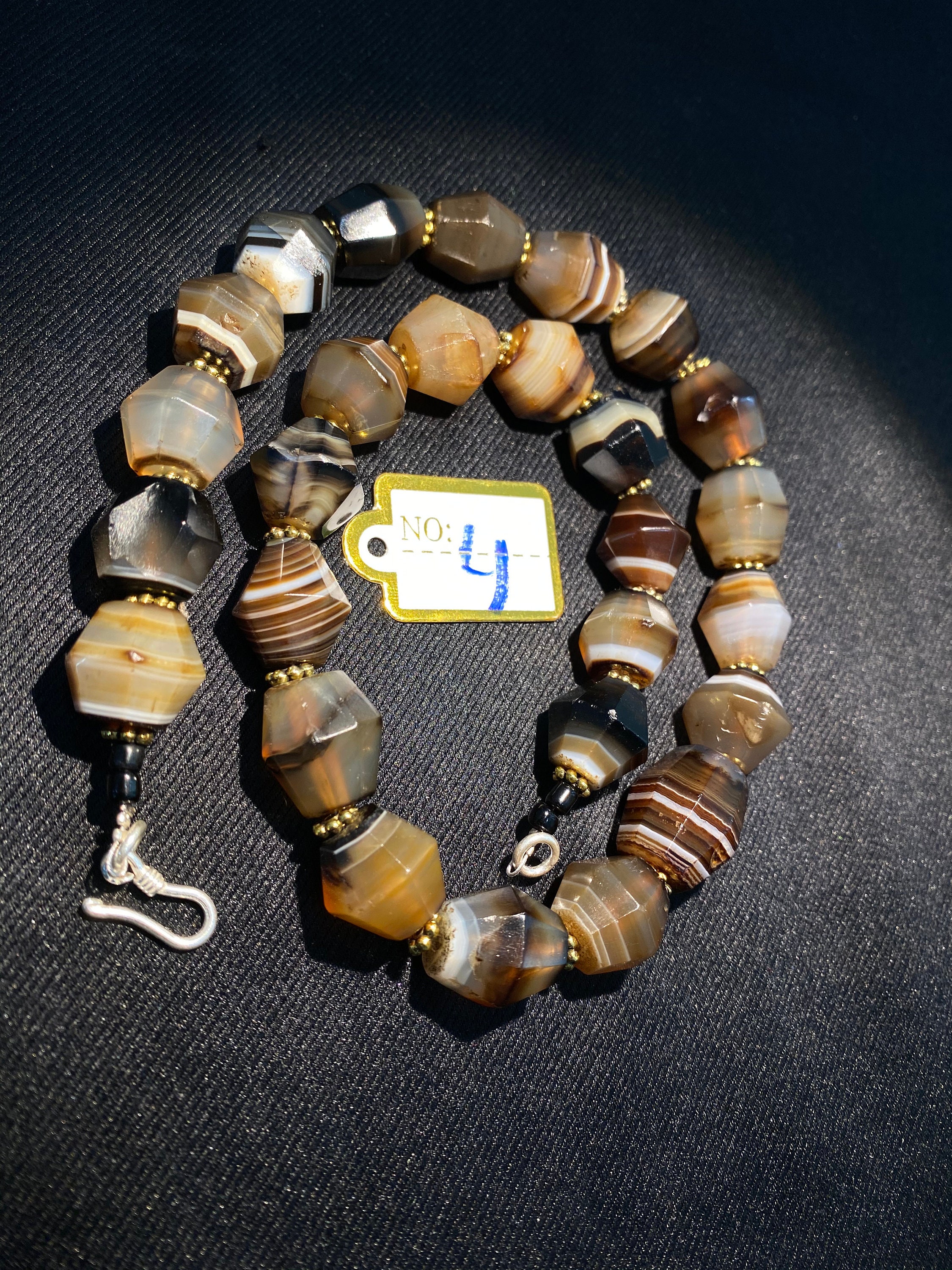 美しいアンティークの縞模様の瑪瑙のネックレスビーズ - Etsy 日本