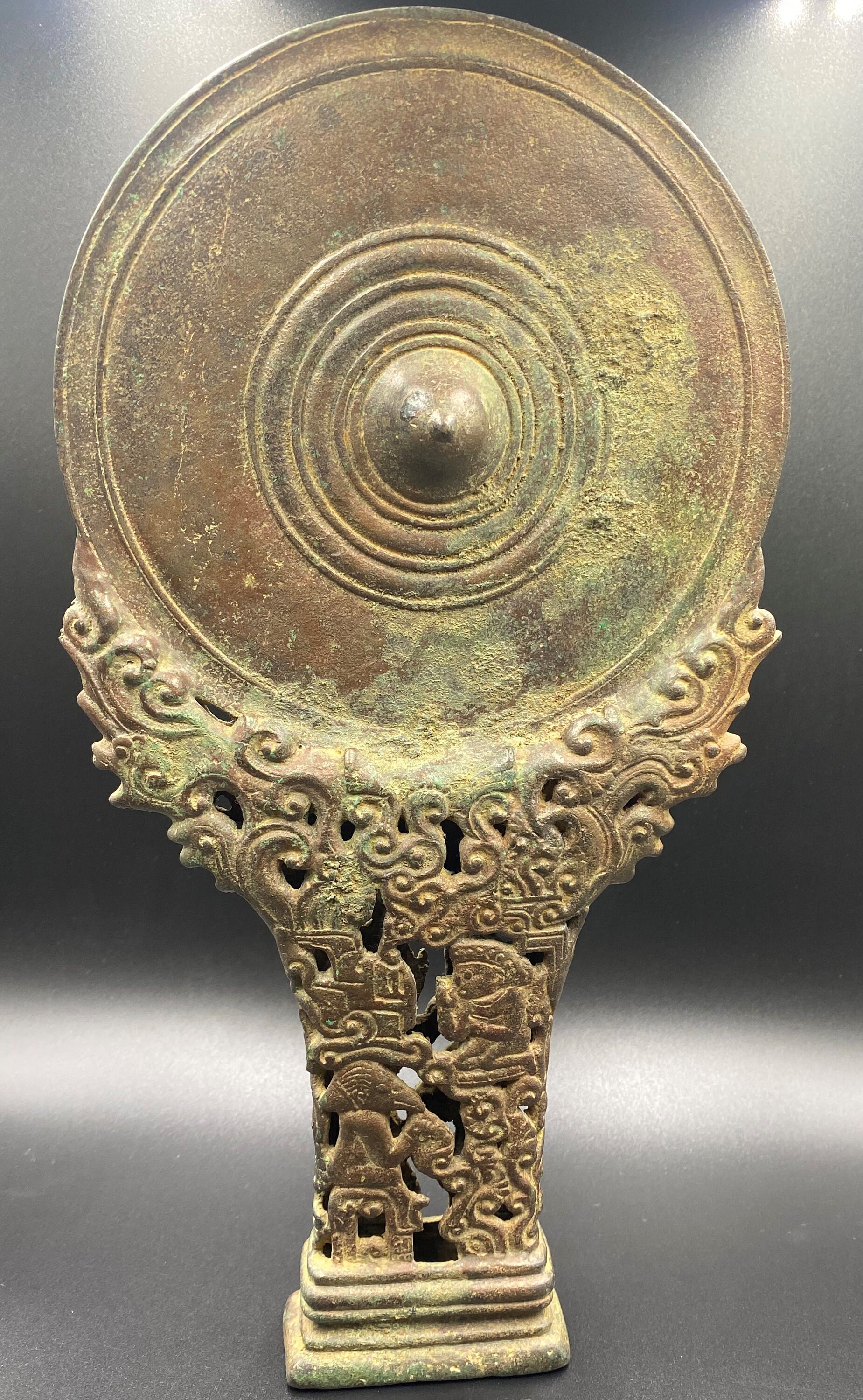 旧蔵 戦国時代 ブロンズキレート竜獣紋小手銅鏡 ・古銅器 唐物 中国 旧蔵 戦国時代 ブロンズキレート竜獣紋小手銅鏡 ・古銅器 唐物 中国