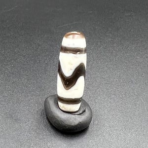 Nepali Himalaya Indo Tibetan Zee Dzi Tasso Agate Amulet Prayer Tian Zhu Bead