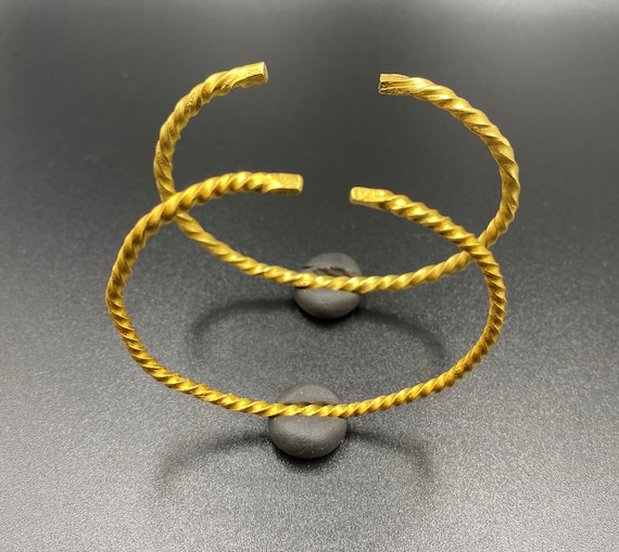 Ancient Greek Hellenistic Roman Gold Jewelry Bangl