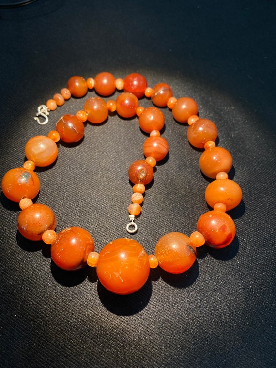 ネパール産ヒマラヤの古代アンティークカーネリアン瑪瑙数珠ネックレス