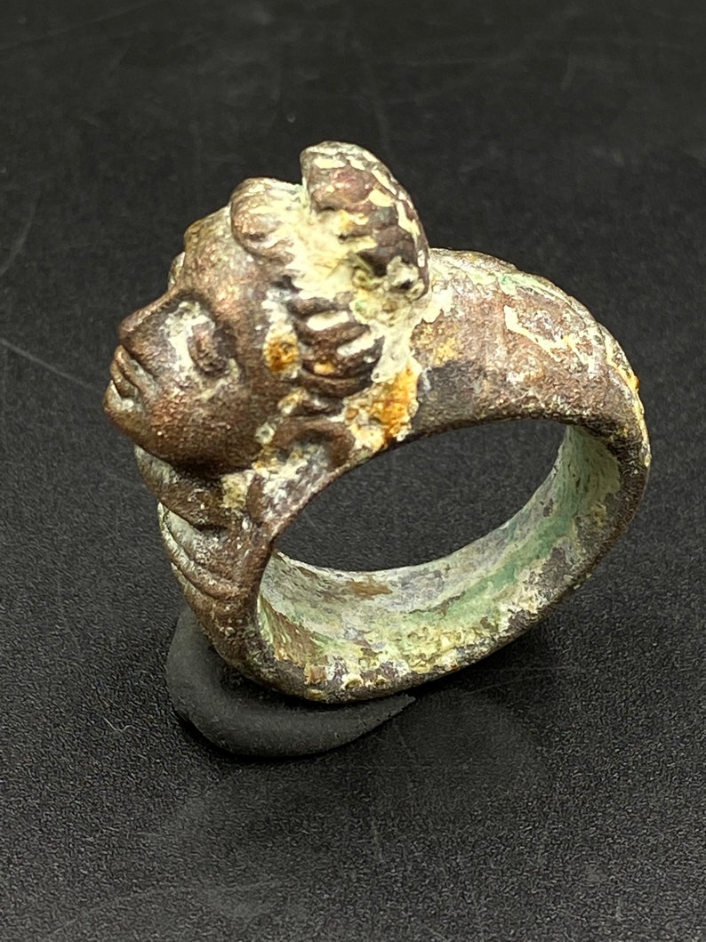 Old Antique Bronze Gandhara Art Ring - Etsy