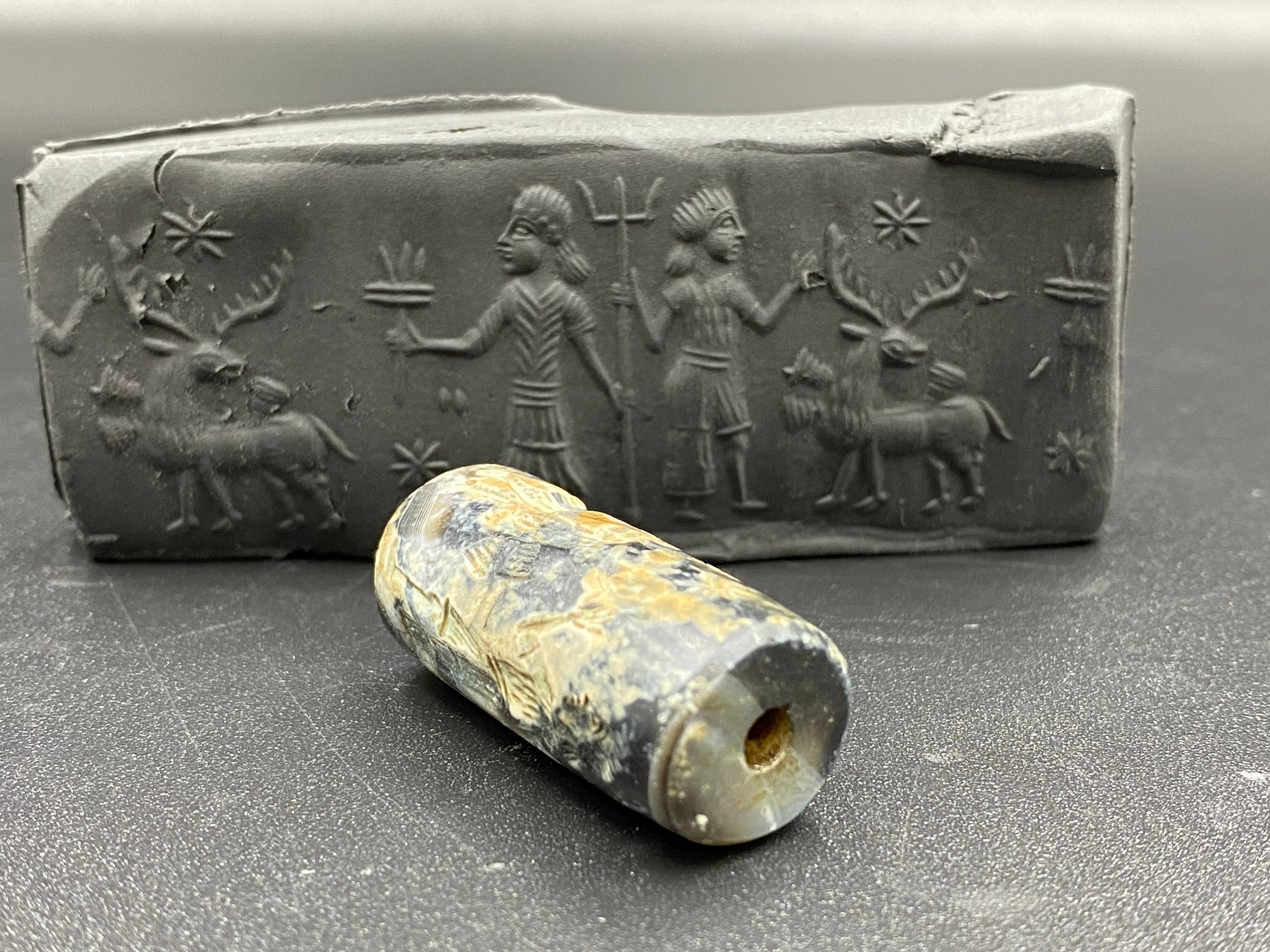 ★R1402★ 古代石 (226) ササン朝　拝火壇　 印章石　瑪瑙ビーズ ☆R1402☆ 古代石 (226) ササン朝 拝火壇 印章石 瑪瑙ビーズ 【公式通販】