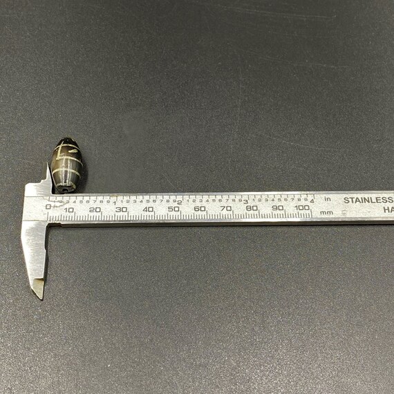 Old Himalayan Indo Tibetan Phum dzi  with Rare pa… - image 10