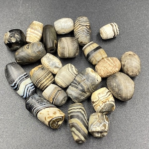 Dzi Antique Old Beads Himalayan Tibetan Spiritual Indian Nepalese Agate Jewelry