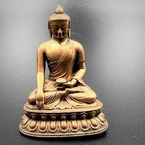 Himalayan Tibetan Nepalese Bronze Buddha Statue Figure