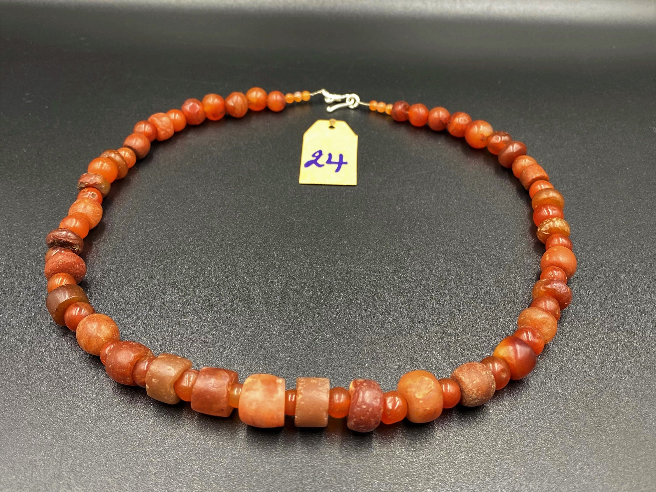 アンティークビーズ/カーネリアンネックレス アンティーク古代ヒマラヤカーネリアン瑪瑙ビーズ数珠ネックレス