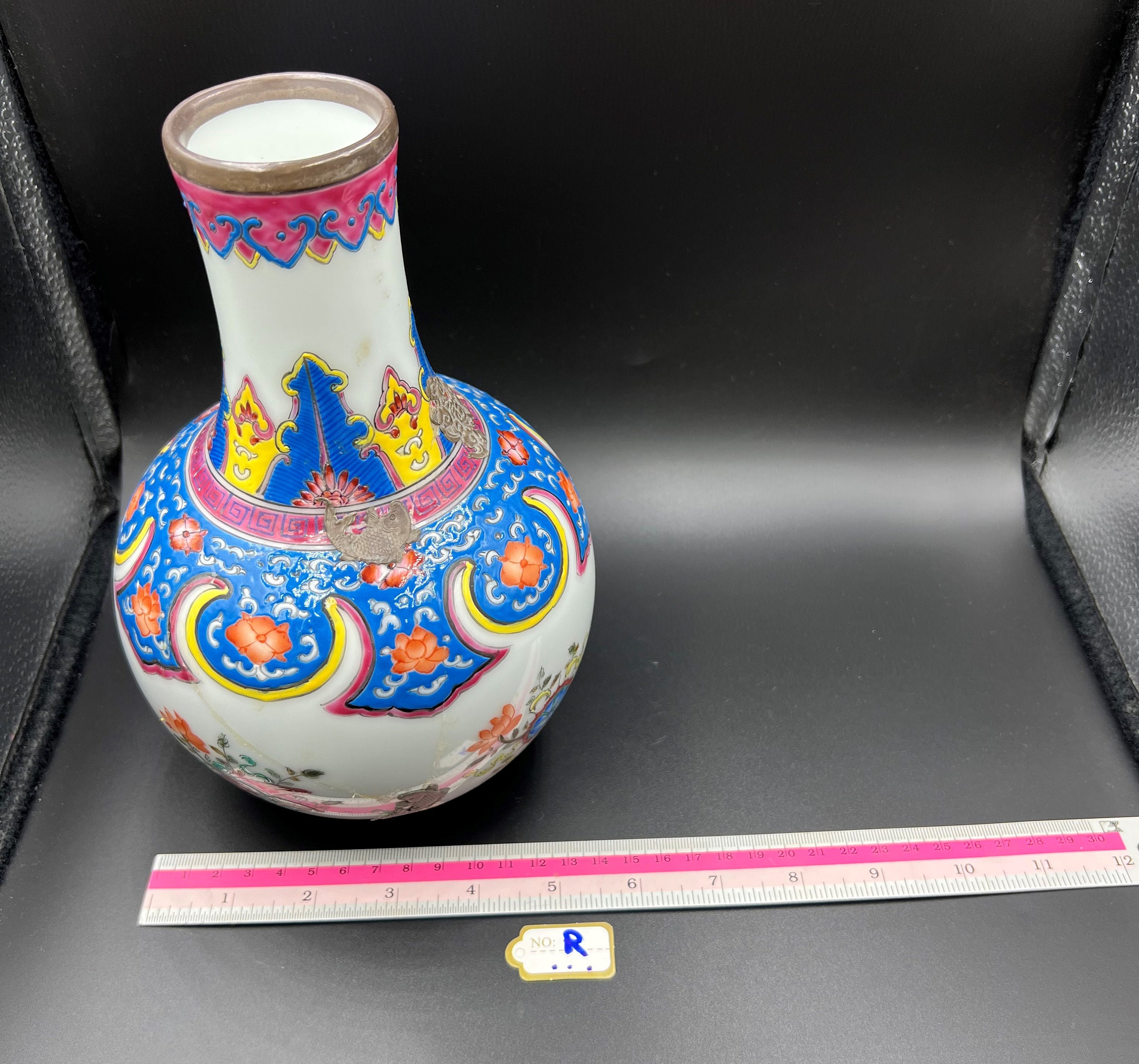 美術品 アンティーク 古代中国 古い磁器 花瓶 陶器 清朝時代の遺物
