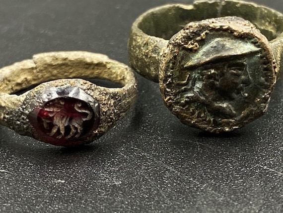 Lot Old Jewelry Ancient Indo Greek's Civilization Bronze Ring - Main Image