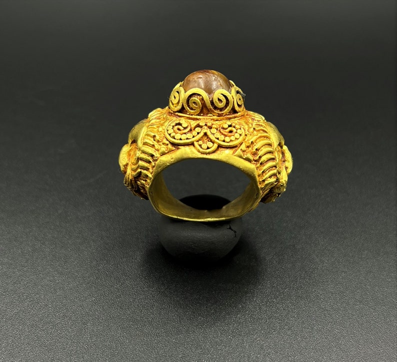 South East Asian Antique Agate Gems Jewelry Old Burmese Pyu Pagan Gold ...