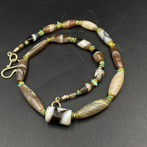 アンティークビーズ瑪瑙ネックレス 古い古代のアンティークの縞模様の瑪瑙ビーズネックレス - Etsy 日本