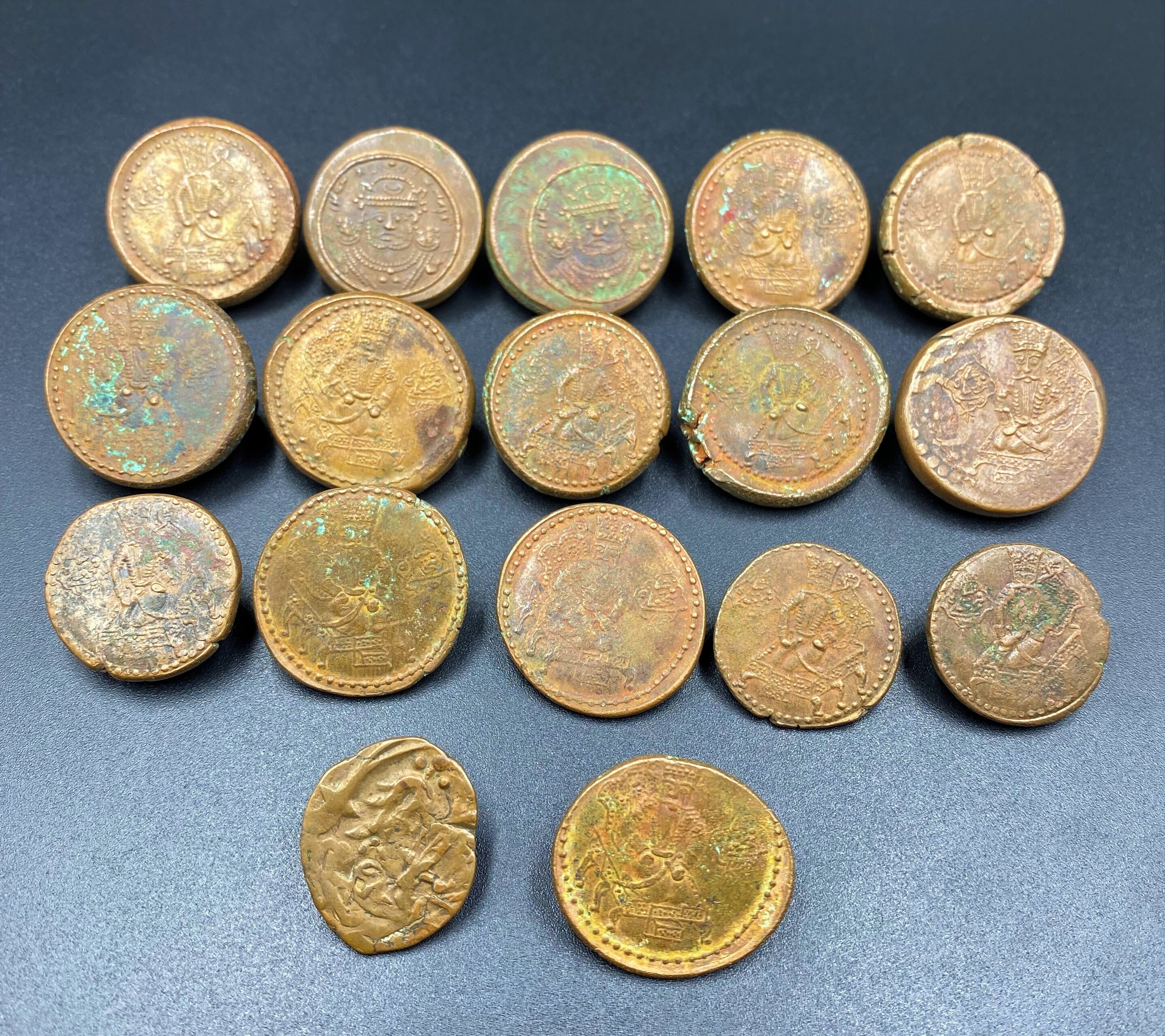 スーパーセール 半額 17 Old Central Asian Regions Antique Ancient Brass Copper コレクション