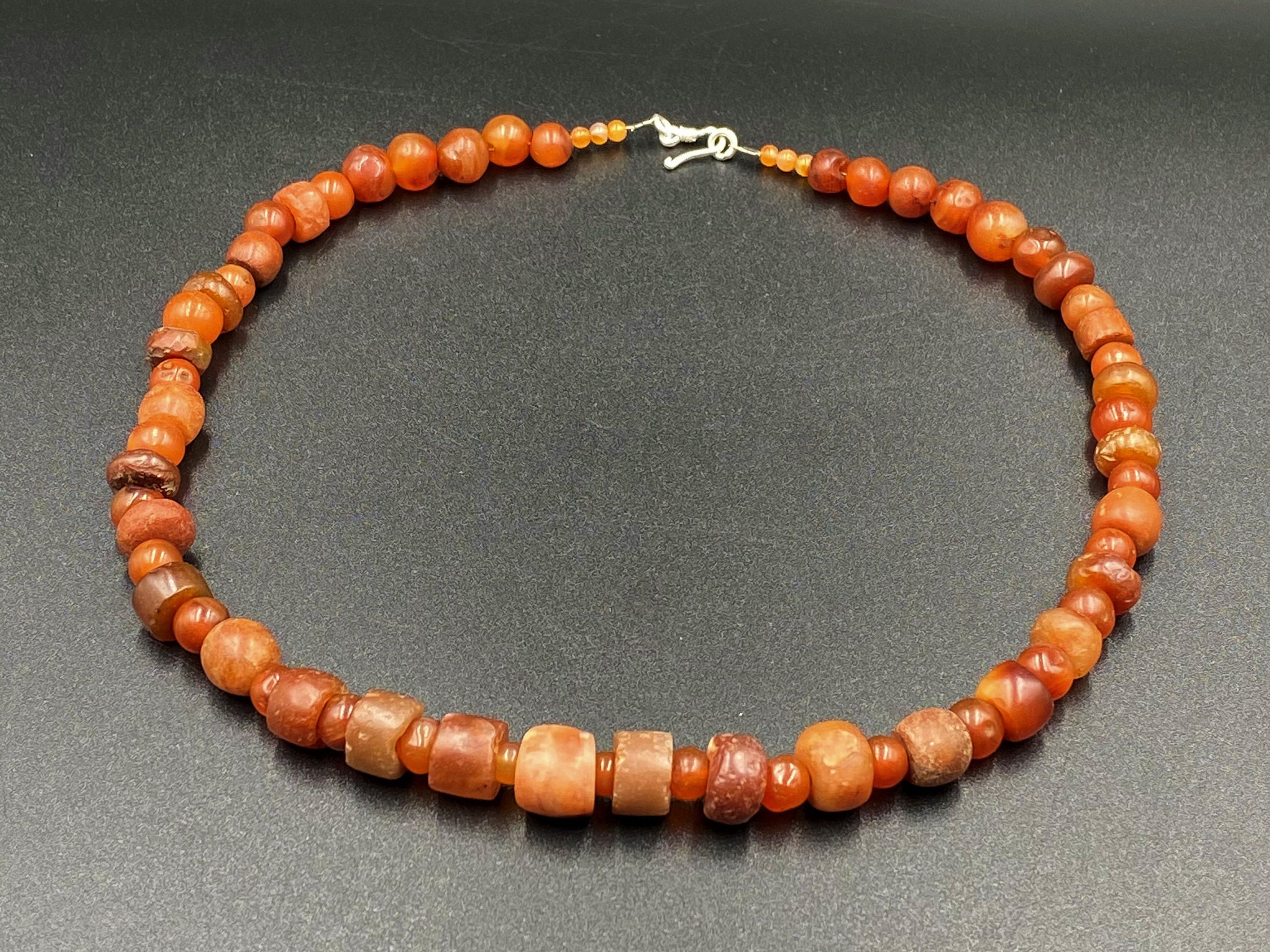 アンティーク古代ヒマラヤカーネリアン瑪瑙ビーズ数珠ネックレス