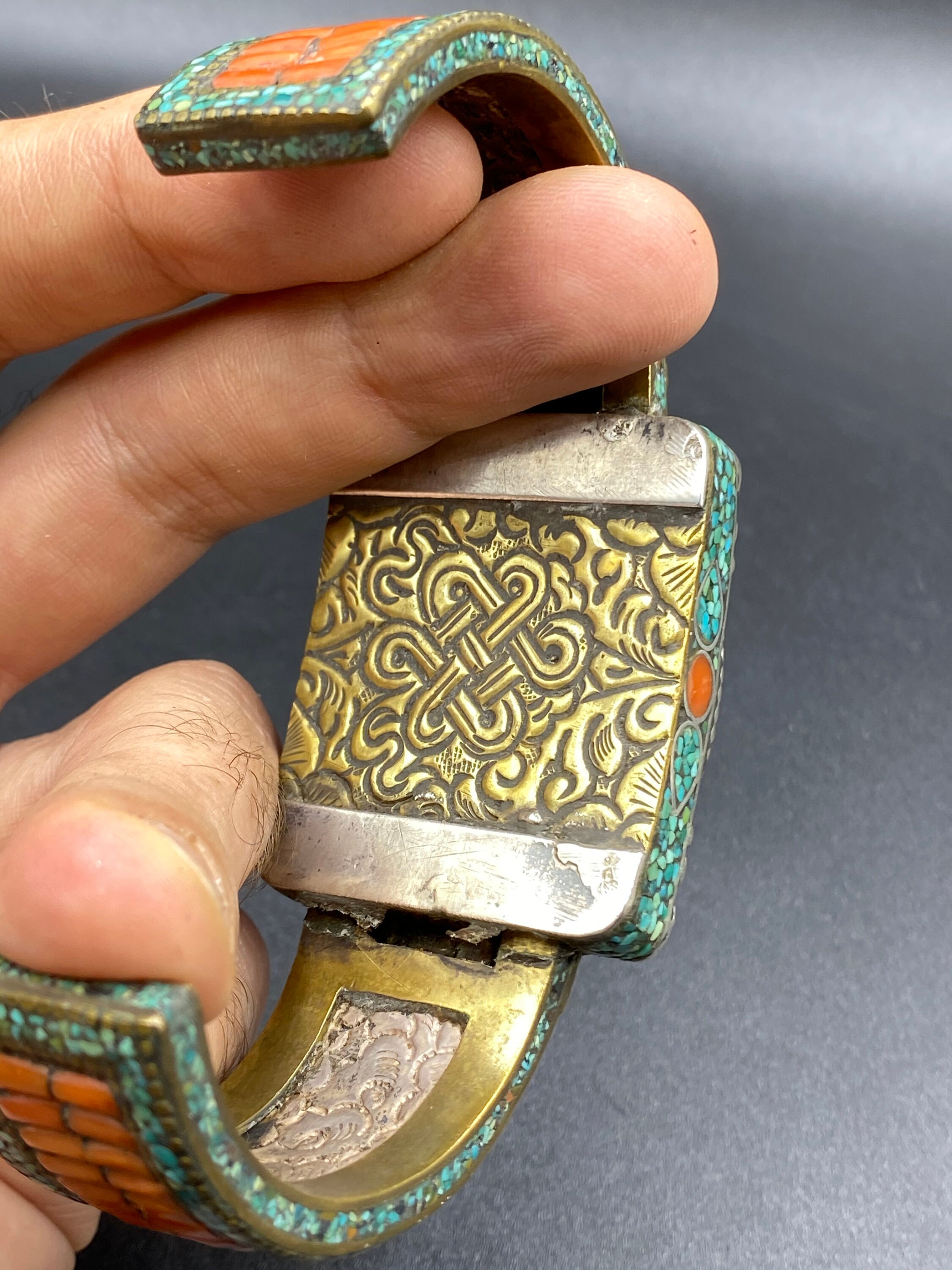 Bracciale Etnico di Corallo e Argento Tibetano - Bracciali Corallo - Gioielli Corallo - Corallo