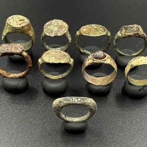 Ancient Near Eastern Roman Greek Sasanian Jewelry Bronze Signet Rings Antiquity