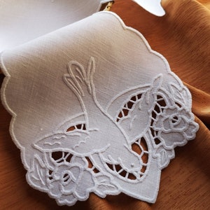 STICKDATEI | Richelieu Stickerei | Richelieu Bausatz | cutwork richelieu | Serviette für den Korb | Korb