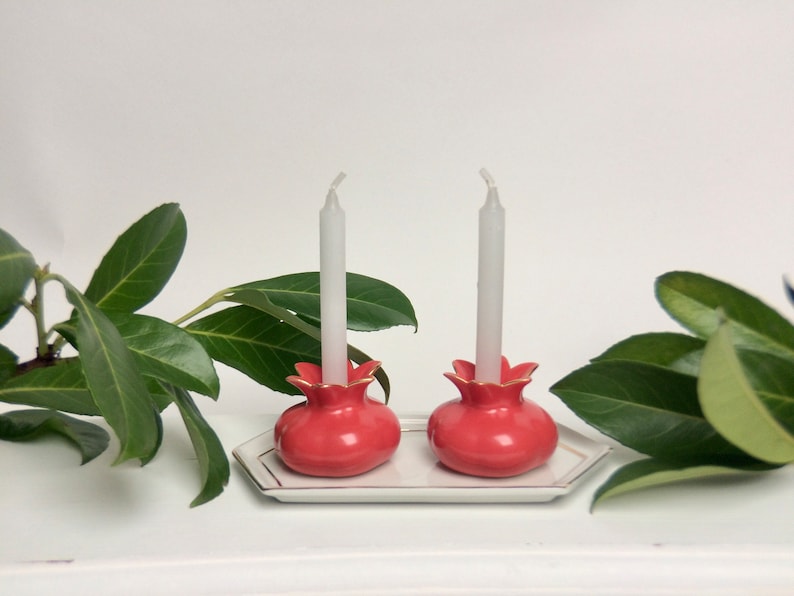 Pomegranate-shaped candlesticks on tray, Shabbat porcelain candleholders