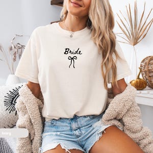 Future Mrs Shirt for Bride to Be, Engaged Gift for Bridal Era Celebration, Bride Shirt Coquette Bow Tee, Simple, Bridal Era, Engagement Gift