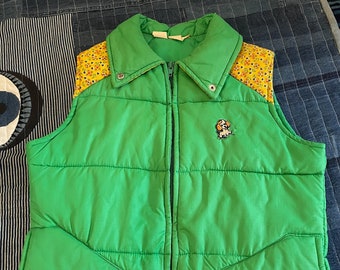 1970s 1980s Green Yellow Floral Trim Patchwork Puffer Winter Vest with Doggy Patch