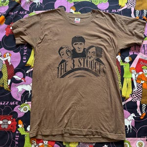 1990s Vintage Brown Fruit Of the Loom T Shirt & 1980s The 3 Stooges Iron On SZ M