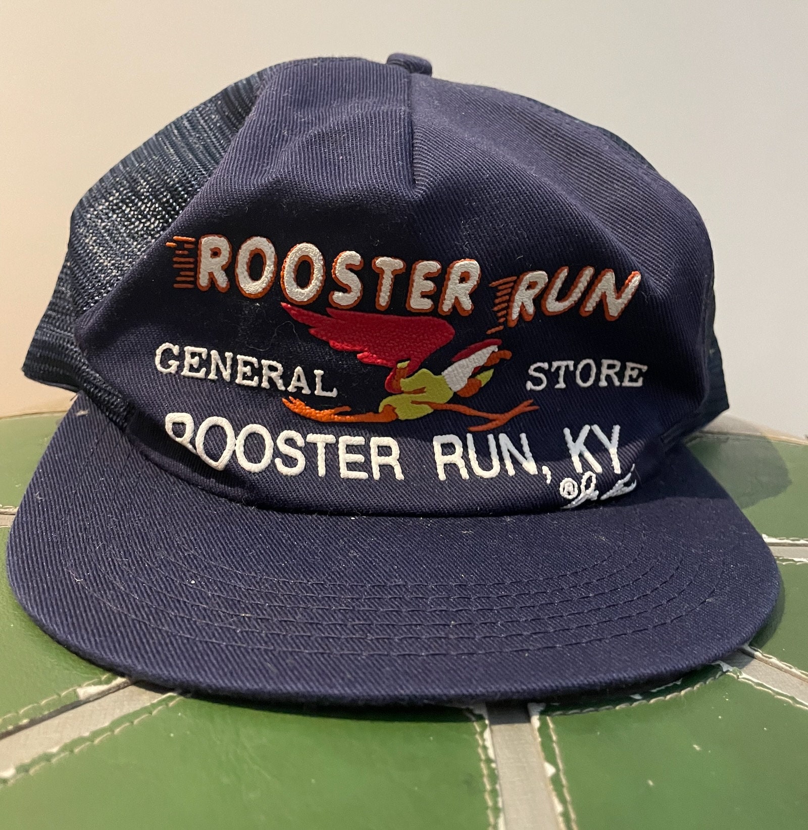 1980s Vintage Rooster Run General Store Kentucky Trucker Cap