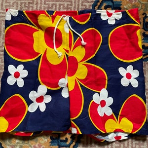 1960s Vintage Mens Cal Surf Daisy Surfer Board Shorts Swim Trunks MOD made in Japan SZ M