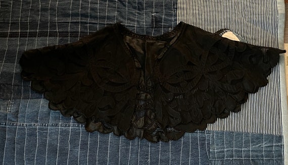 Antique Vintage Black Victorian Lace Mourning Col… - image 1