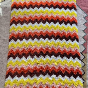 1970s Vintage Geometric Latch Hook Rug Home MOD Decor 36x26 Shag