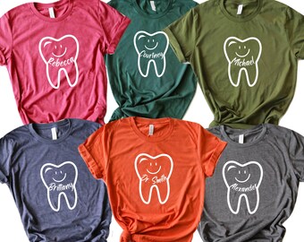 Dentista Camicia Personalizzata, Camicia Personalizzata Dentista, Camicia Dente, Camicia Dente Carina, Camicia Assistente Dentale, Camicia Dentale, Tee Igienista Dentale