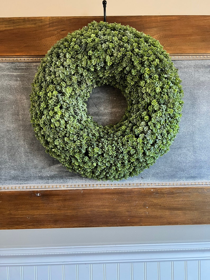 Real Touch Artificial Sedum Wreath No Ribbon