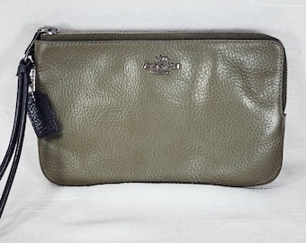 Coach Olive Green Leather Double Zip Wristlet Wallet Pebbled Leather Clutch