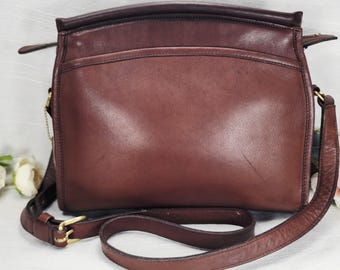 Vintage Coach City Bag 4043 British Tan Leather Crossbody Purse USA Made Messenger