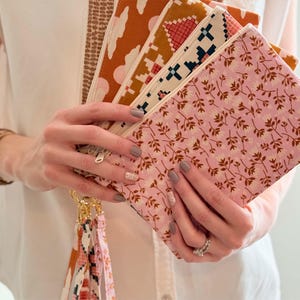 Estuche para llevar en la muñeca, estuche grande para la muñeca, bolso de mano con correa para la muñeca, estuche para teléfono