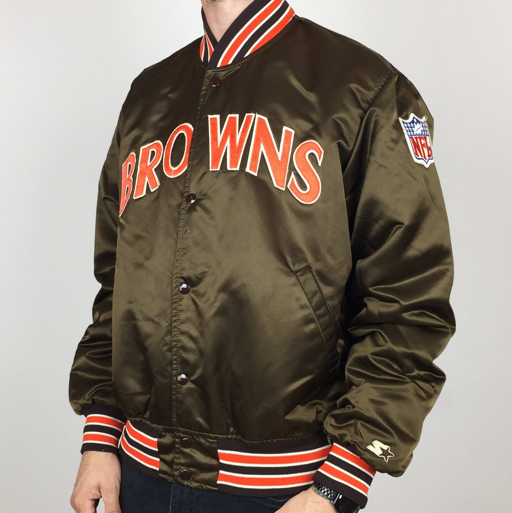 Cleveland Browns Bomber Jacket The brown leather jacket features a